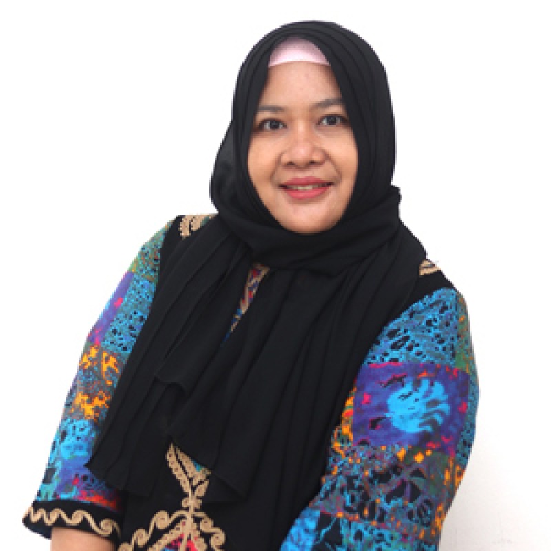 Ratna Linggar A